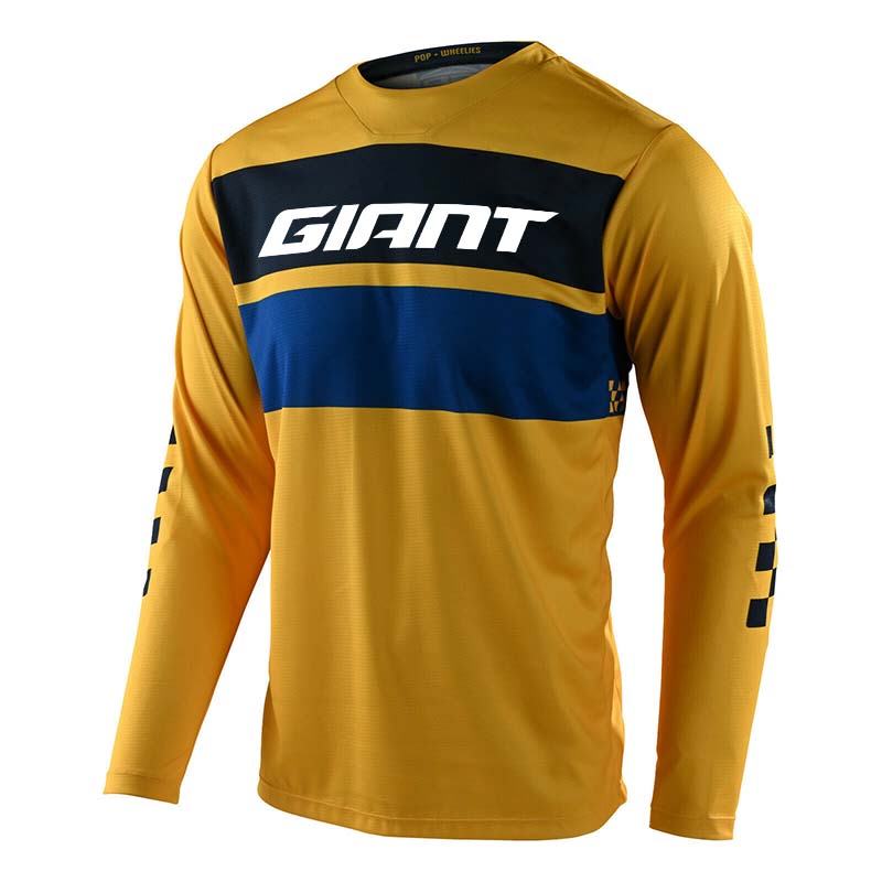 ملابس رياضية للرجال لسباقات ال - مراجعة Mountain Biking Shirts وسعره